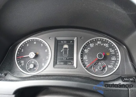 2017 Volkswagen Tiguan 2.0T/2.0T S z USA, uszkodzony, nr VIN WVGAV7AX9HK015103